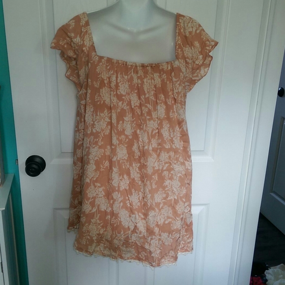 💥3/$48💥O'Neil NWT - Flowy FLORAL Blouse. Sz xs - Picture 2 of 6